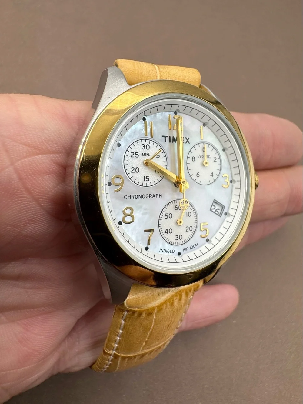 Timex Indiglo Silver & Gold Pearl Leather Strap Chronograph Watch T2M712